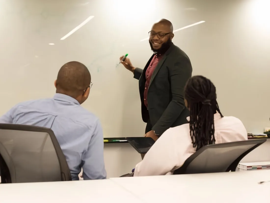 Trainer delivering a cybersecurity awareness session