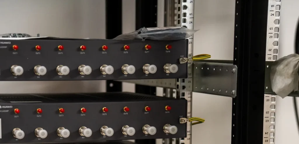Server infrastructure for critical infrastructure operators